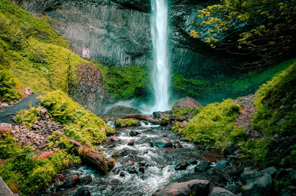 Spokane Falls: Witness The Awe-Inspiring Natural Beauty